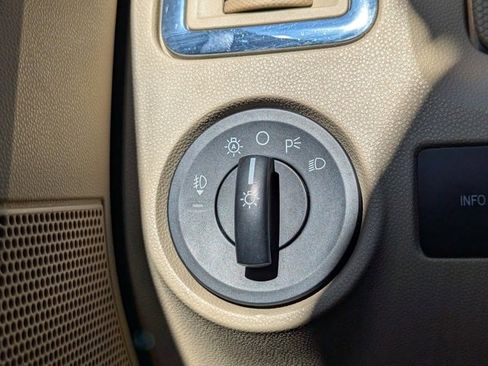 Used 2012 Ford Escape Limited image 22