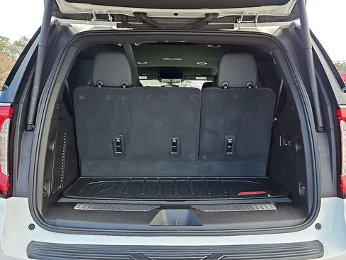 Used 2021 GMC Yukon Denali image 29
