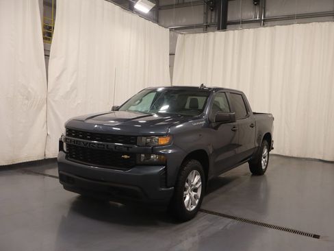 Used 2020 Chevrolet Silverado 1500 Custom w/ Custom Value Package image 5