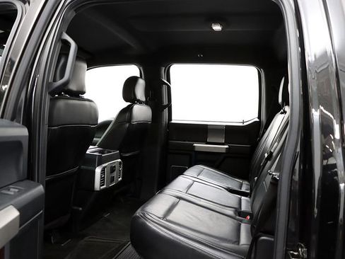 Used 2015 Ford F150 Lariat image 12