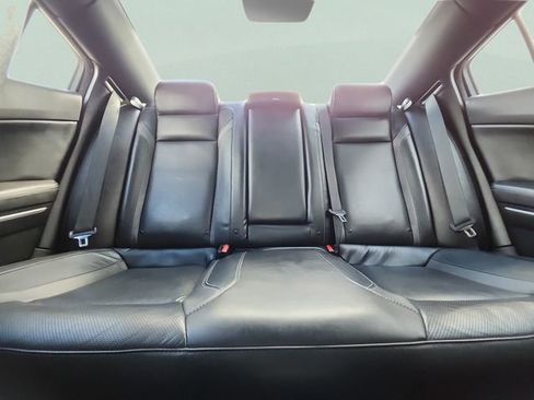 Used 2021 Dodge Charger SXT w/ Leather Interior Group image 18