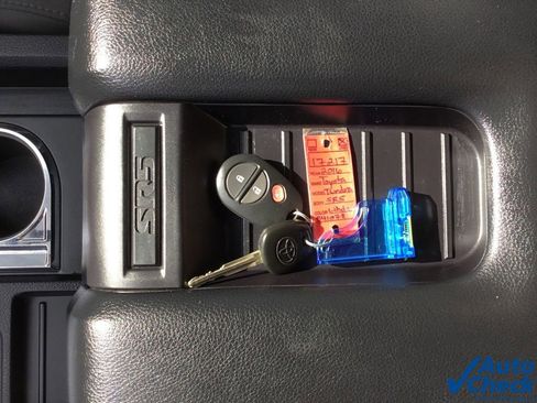 Used 2016 Toyota Tundra SR5 w/ TRD Off Road Package image 63