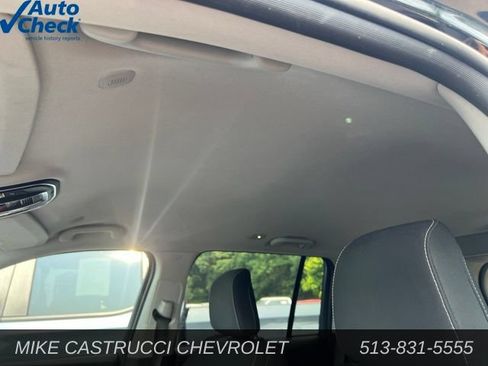 Used 2023 Jeep Grand Cherokee Laredo AWD/4WD image 10