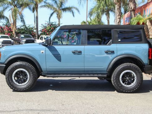 Used 2023 Ford Bronco Big Bend w/ Sasquatch Package AWD/4WD image 5
