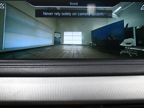 Used 2017 BMW X5 M image 27