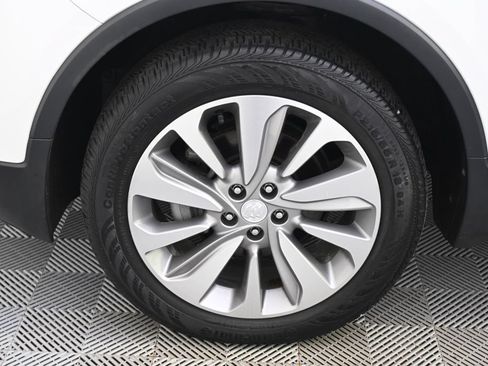 Used 2018 Buick Encore Preferred AWD/4WD image 20
