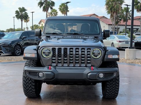 Used 2021 Jeep Gladiator Rubicon AWD/4WD image 6