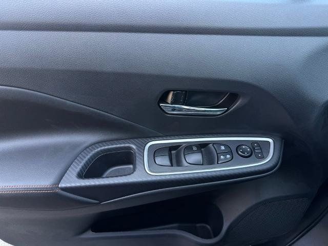 New 2025 Nissan Versa SR w/ Trunk Package FWD image 19
