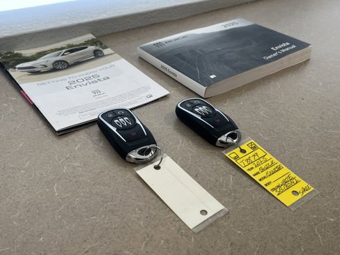 Certified 2025 Buick Envista Preferred w/ Convenience I Package FWD image 15