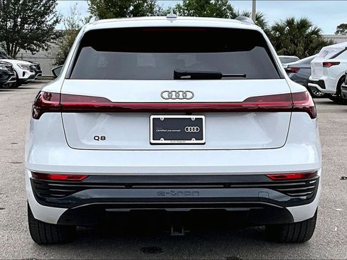 Certified 2024 Audi Q8 e-tron Premium Plus image 6