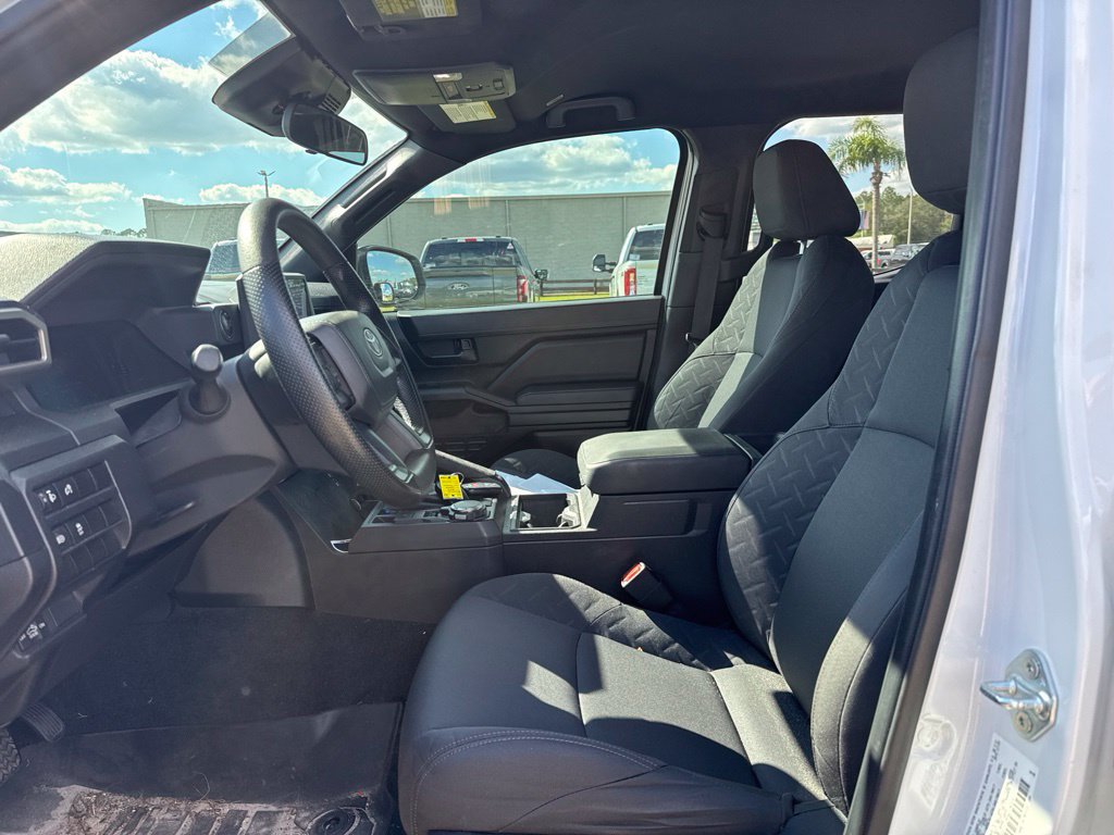 Used 2024 Toyota Tacoma SR AWD/4WD image 9