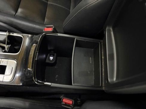 Used 2022 Kia Telluride EX w/ EX Premium Package FWD image 45