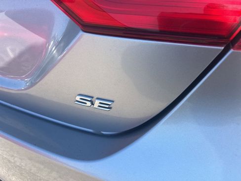 Used 2024 Toyota Camry SE w/ Audio Upgrade Package image 7