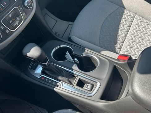Certified 2023 Chevrolet Equinox LS w/ LS Convenience Package AWD/4WD image 25
