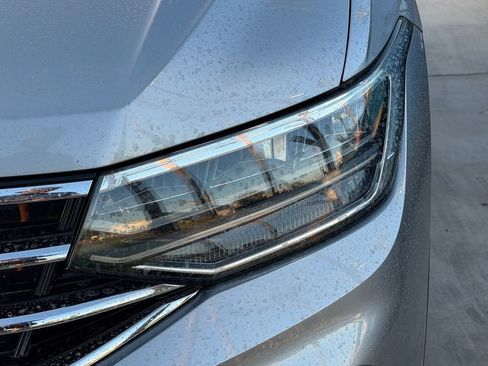 Used 2024 Volkswagen Tiguan S FWD image 8