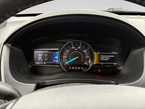 Used 2018 Ford Explorer XLT w/ XLT Appearance Package AWD/4WD image 13