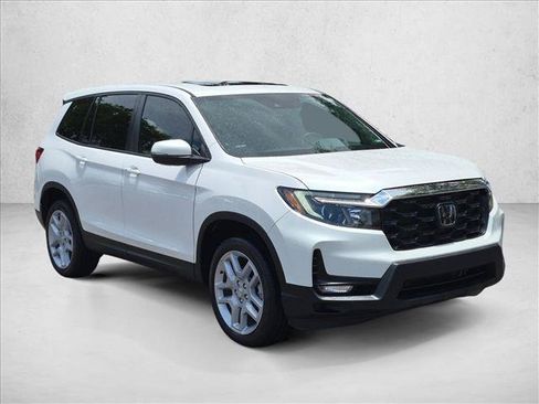 Used 2024 Honda Passport EX-L image 3