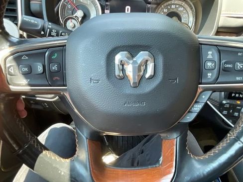 Used 2019 RAM 1500 Limited AWD/4WD image 15