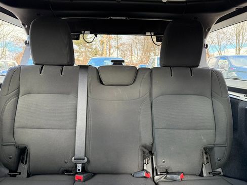 Used 2018 Jeep Wrangler Unlimited Sahara w/ Dual Top Group image 40