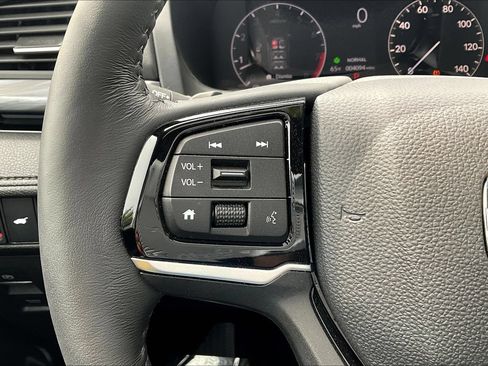 Used 2026 Honda Odyssey Elite image 11