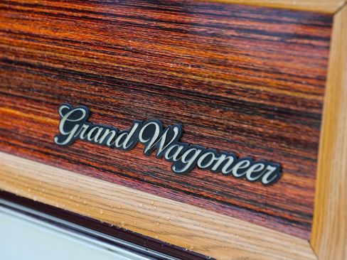 Used 1988 Jeep Grand Wagoneer AWD/4WD image 40