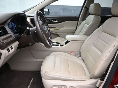 Used 2018 GMC Acadia Denali w/ Technology Package image 10