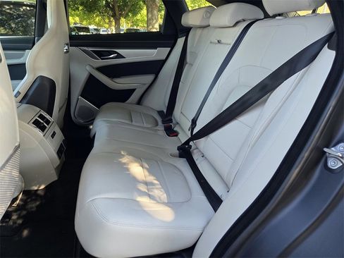 New 2026 Jaguar F-PACE R-Dynamic S image 7