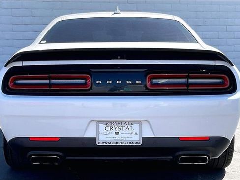 Used 2020 Dodge Challenger R/T Scat Pack RWD image 3