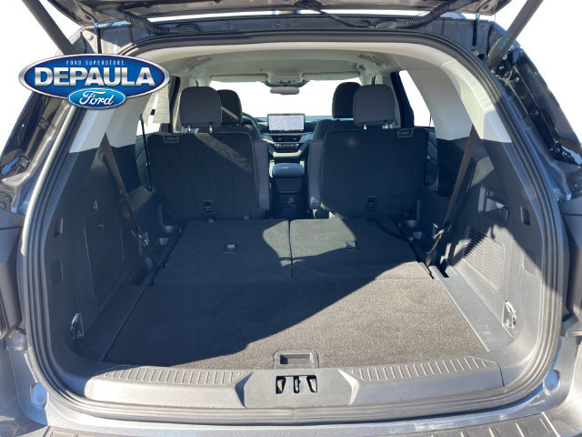 Used 2026 Ford Explorer Active AWD/4WD image 6