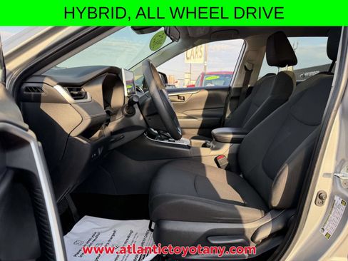Certified 2025 Toyota RAV4 LE AWD/4WD image 14