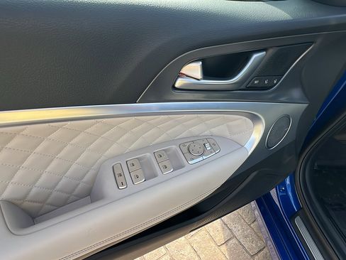 Used 2024 Genesis G70 3.3T Advanced w/ Sport Prestige Package image 15