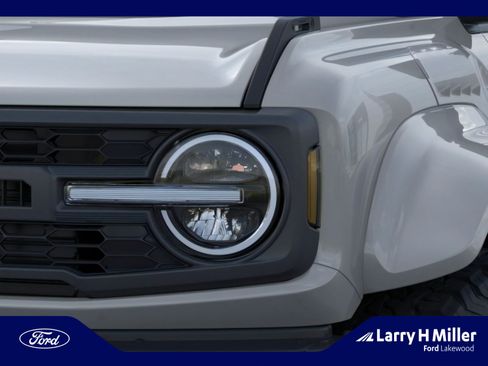 New 2026 Ford Bronco Raptor w/ Interior Carbon Fiber Pack AWD/4WD image 20