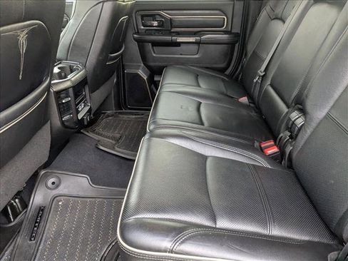 Used 2023 RAM 3500 Limited AWD/4WD image 17