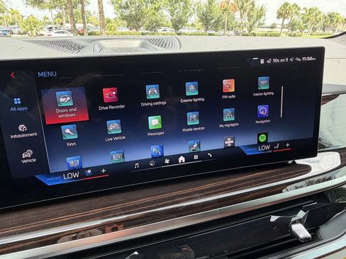 New 2027 BMW X7 M60i AWD/4WD image 30