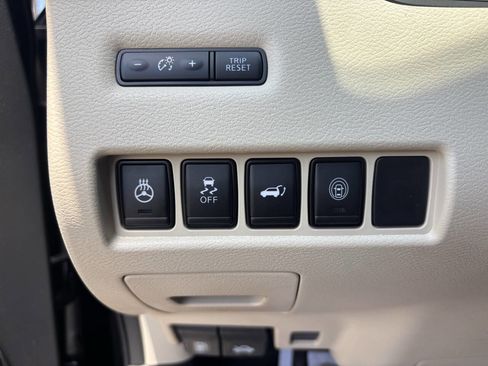 Used 2024 Nissan Murano SL image 35