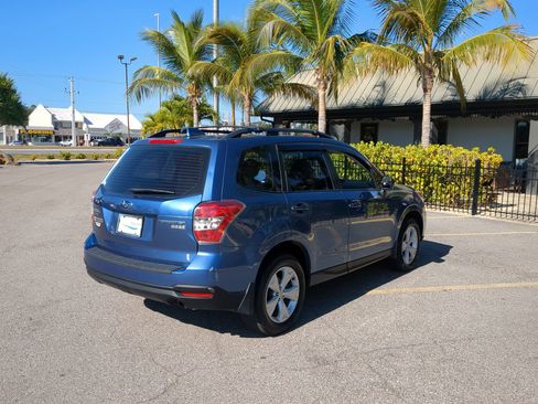 Used 2016 Subaru Forester 2.5i w/ Alloy Wheel Package image 6