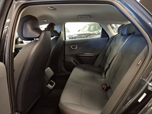 Used 2025 Kia K4 LXS image 9