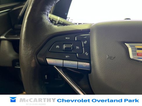 Used 2022 Cadillac Escalade Premium Luxury w/ Performance Package AWD/4WD image 14