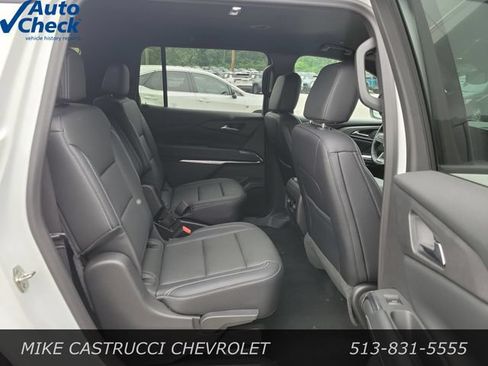 Used 2026 Chevrolet Traverse LT AWD/4WD image 23