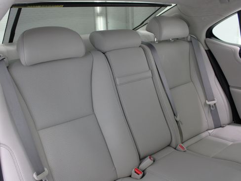 Used 2014 Lexus LS 460 L image 46