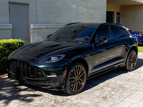 Used 2025 Aston Martin DBX 707 image 29