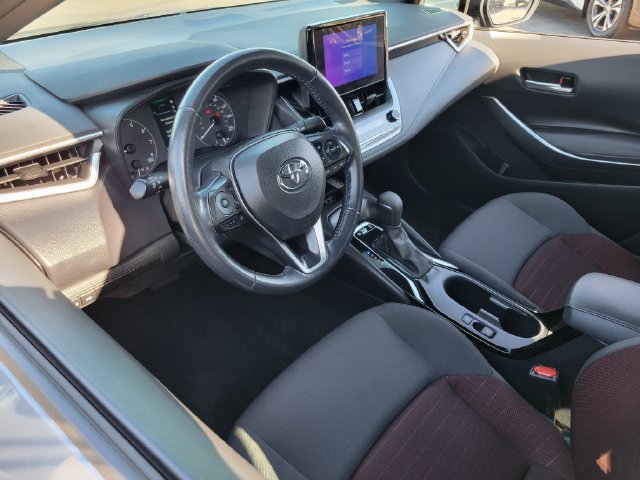 Used 2024 Toyota Corolla SE w/ SE Premium Package FWD image 5