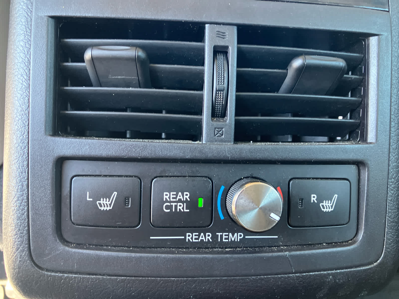 Used 2014 Toyota Avalon Limited FWD image 28