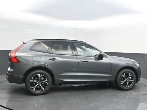 New 2026 Volvo XC60 B5 Core w/ Climate Package image 8