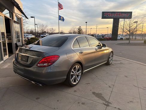 Used 2017 Mercedes-Benz C 300 Sedan image 6