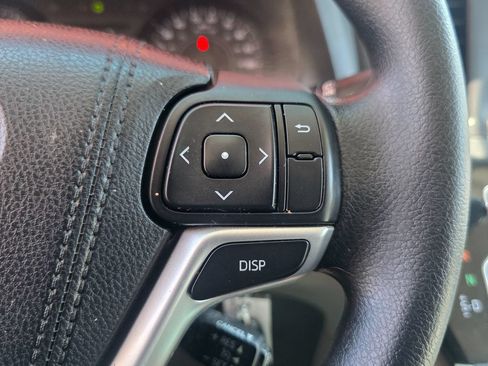 Used 2016 Toyota Sienna LE FWD image 34