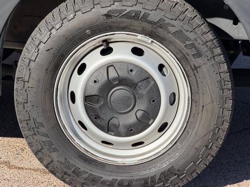 Used 2016 Ford Transit 150 XL image 37