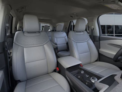 New 2026 Ford Explorer Active w/ Active Comfort Package image 10