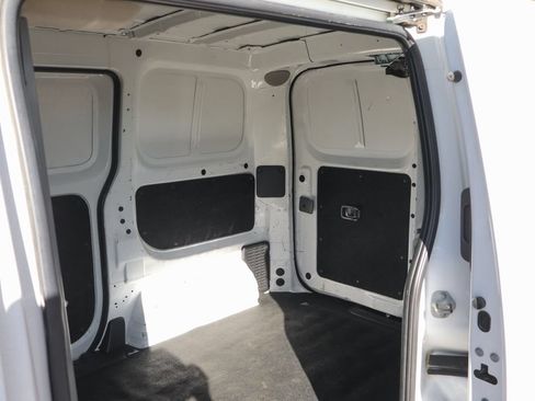Used 2017 Nissan NV200 S FWD image 7