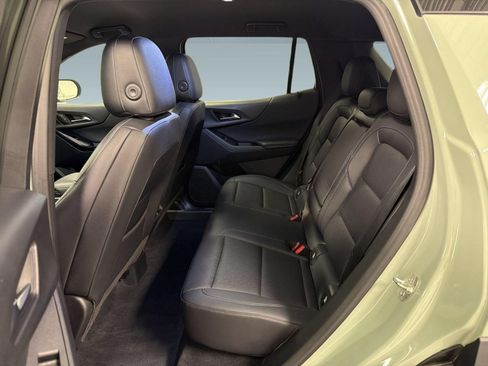 Used 2025 Chevrolet Equinox LT w/ Convenience Package II FWD image 24